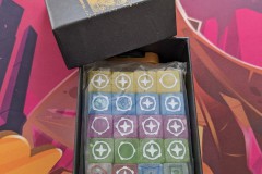 Jeudice - Lucky Duck Games - Chip Theory Games - 20 Strong - Jeu de Société - Sentinelles Solaires - Solo