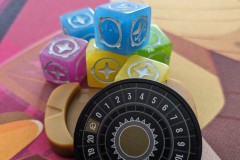Jeudice - Lucky Duck Games - Chip Theory Games - 20 Strong - Jeu de Société - Sentinelles Solaires - Solo